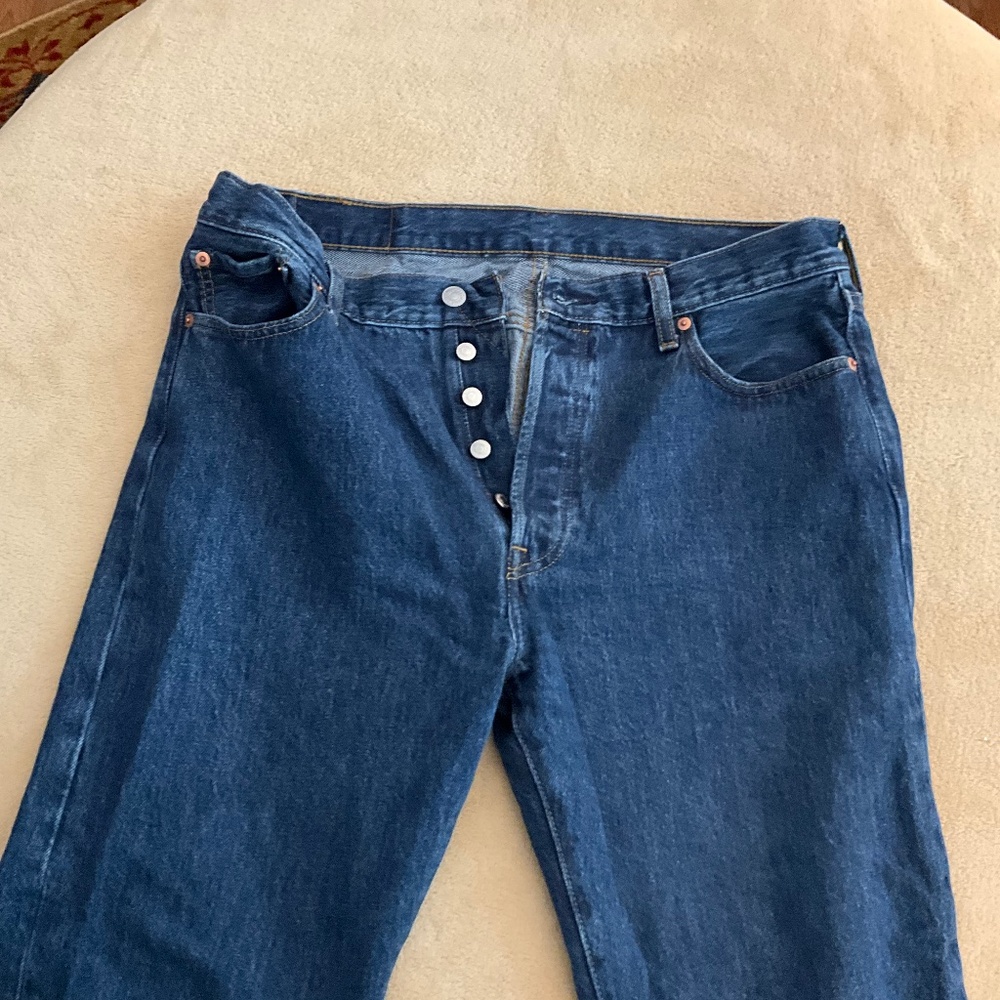 Men’s Levi’s 501 Relaxed Fit Jeans, Size 35/30